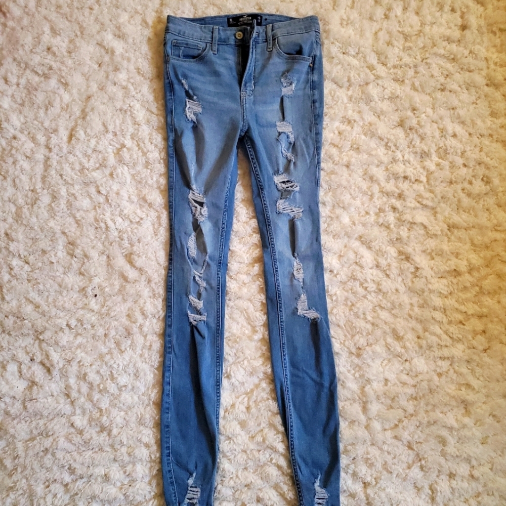 Hollister skinny ripped jeans size 3L